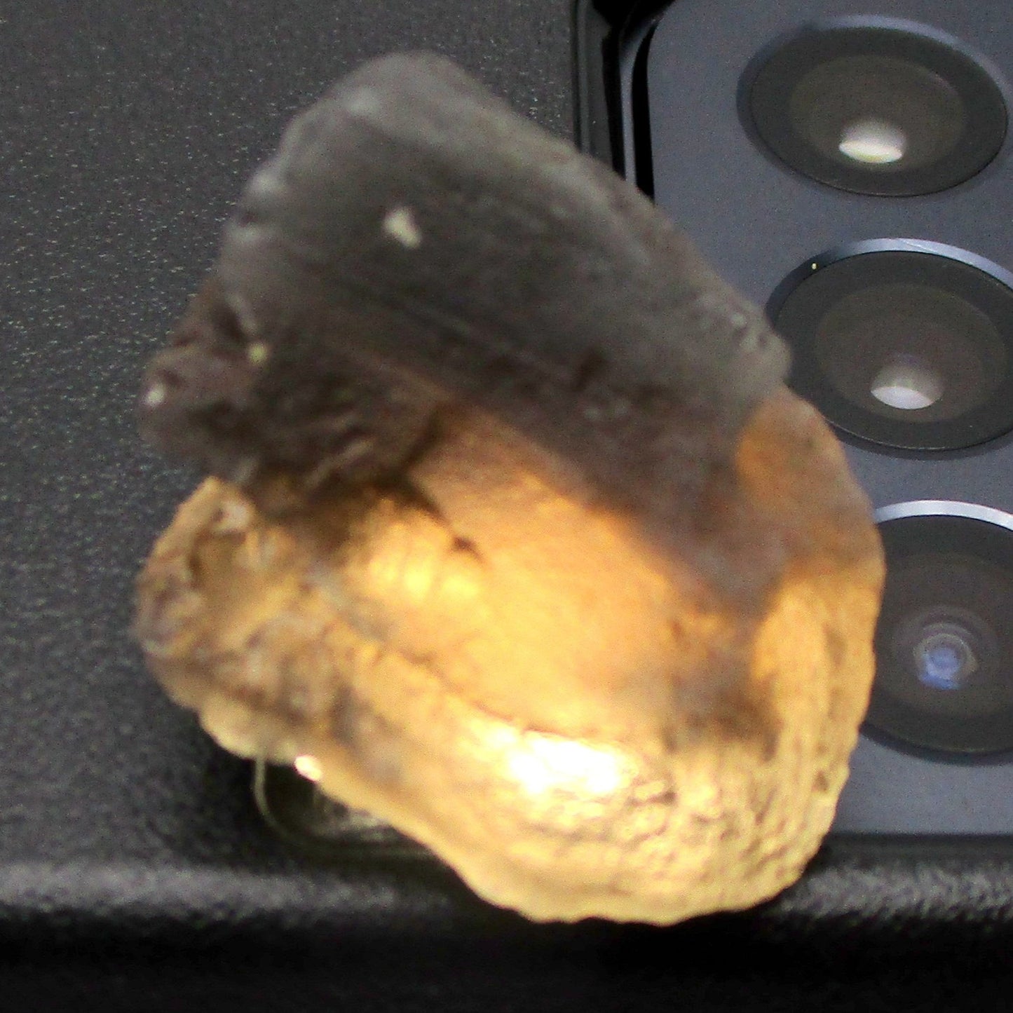 Agni Manitite Tektite – Medium-Large (Pearl of Fire)