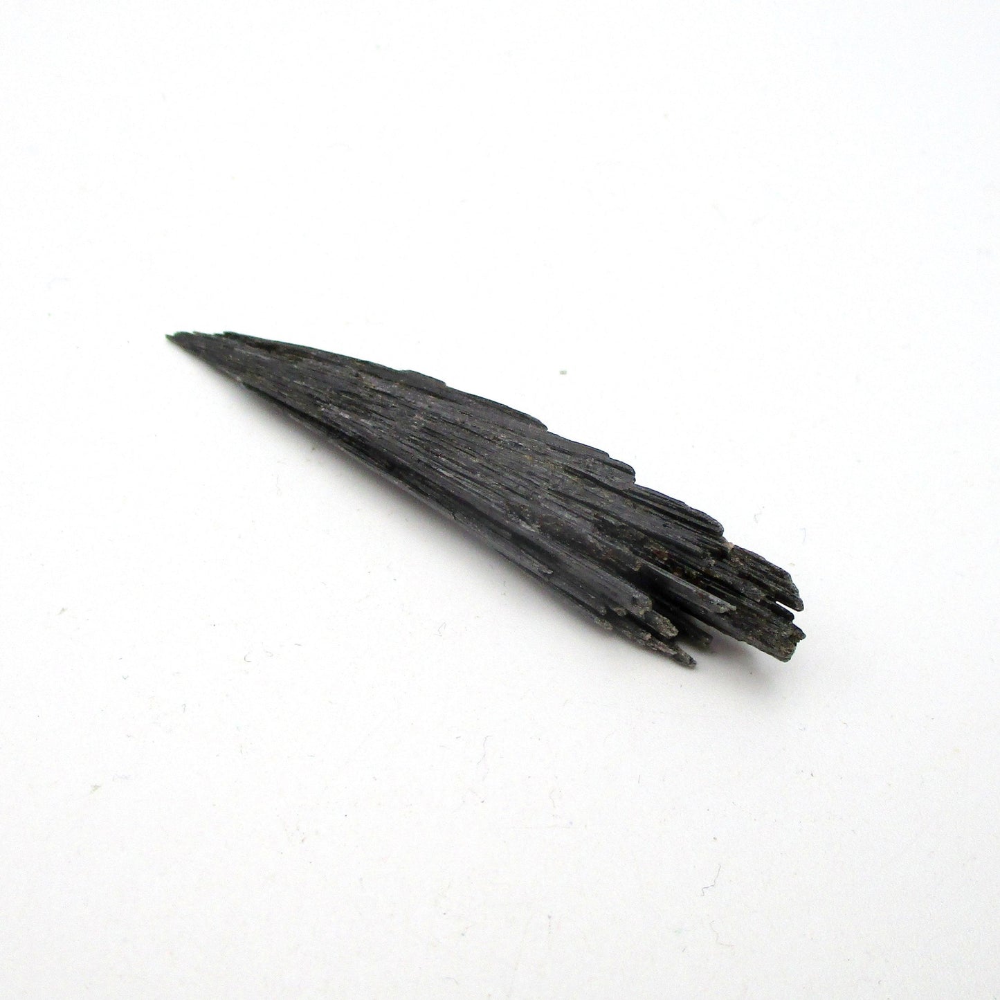 Black Kyanite Fan – Mini (2" × 0.25")